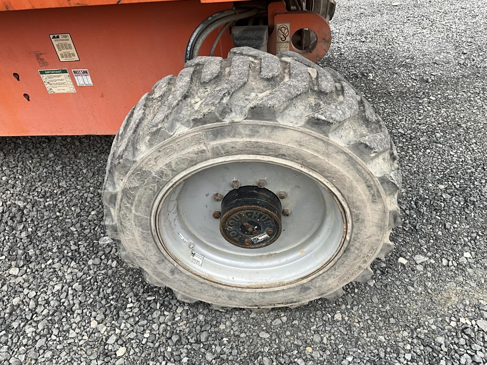 Telescopic Boom Lift - View 2